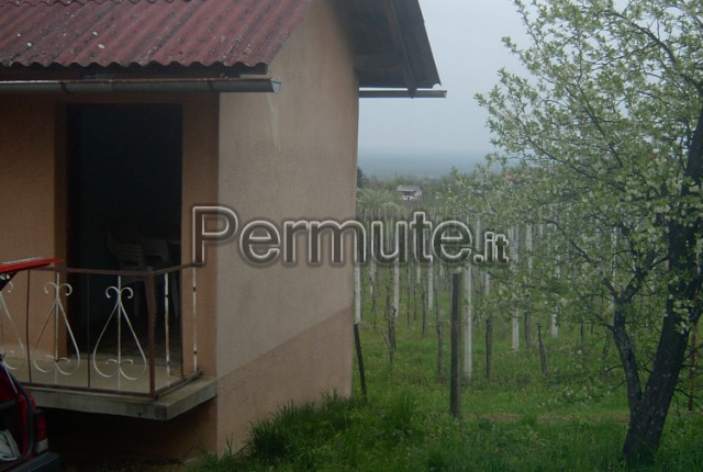 Terreno Con Casetta In Legno Trieste