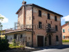 Casa indipendente Umbria - Gualdo Tadino (casale tra Gubbio e Assisi) con terreno edificabile