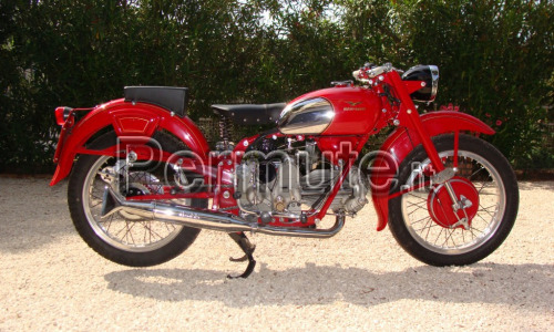Moto Guzzi Falcone 500 Sport del 1957