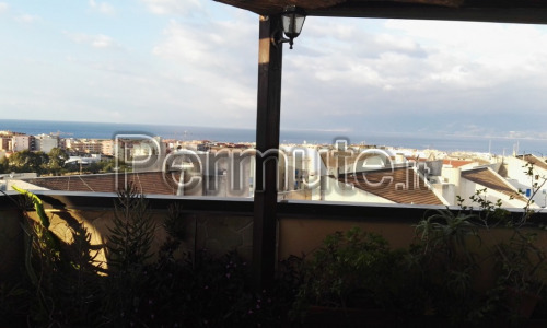 Signorile attico panoramico a Reggio Calabria