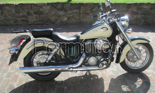 moto honda shadow 750