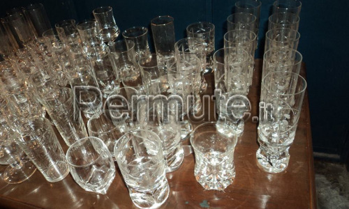 STOCK di Bicchieri di varie tipologie