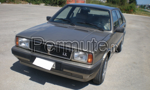 Lancia Delta 1,3 LX benzina Chilometri 60.000. Immatricolazione 4 marzo 1988.