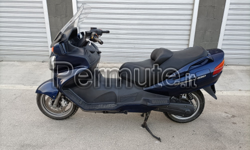 scambio scooter burgman 650 con moto