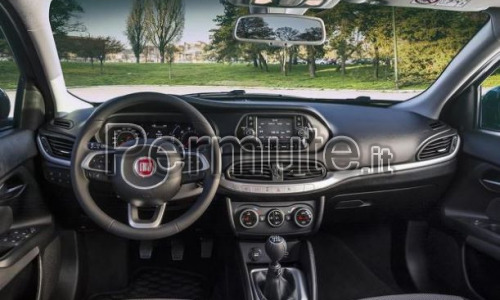 Scambio alla pari Fiat Tipo 1.4 benzina euro 6 con auto benzina - o ibrida - euro 6 familiare euro 6