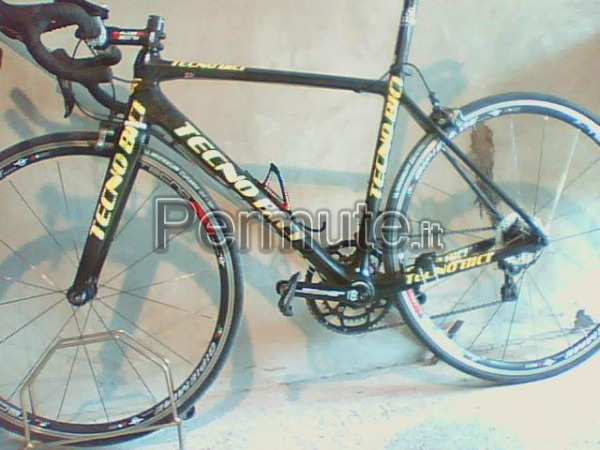 bici da corsa carbonio artigianale Cremona Usato in Permuta, Biciclette -  Permute.it