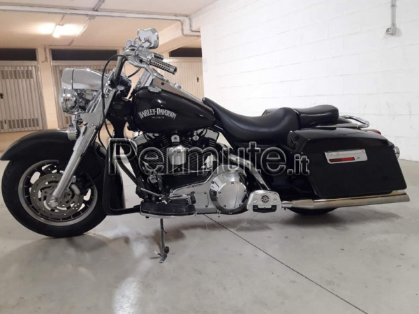 Harley Davidson Road king L'Aquila Usato in Permuta, Moto da viaggio -  Permute.it