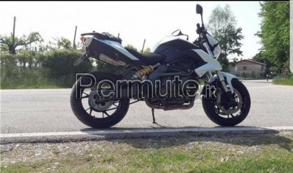 SCAMBIO QUAD VENDO Brescia Usato In Permuta Moto Naked Permute It