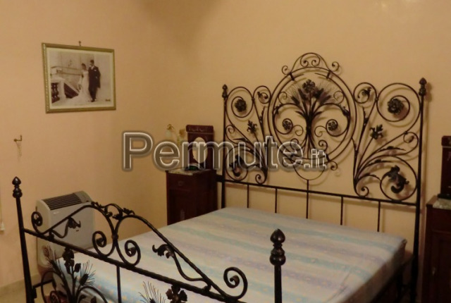 Letto in ferro battuto bari usato in permuta, camere da letto ... Camere da letto complete con letto in ferro battuto