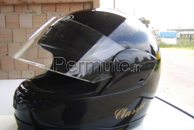 caschi usati per moto da strada Foggia Usato in Permuta, Ricambi e  accessori moto - Permute.it