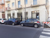Offro a Torino locale commerciale di mq.70 con tre vetrine ad uso negozio o ufficio.