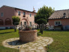 Casale composto da 4 apartamenti