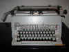 Macchina da scrivere Olivetti Linea 98.