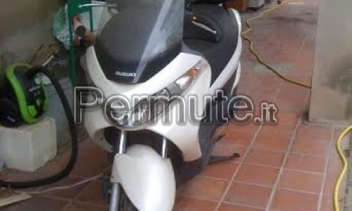 Burgman 125 in permuta per vespa piaggio restaurata o ottime condizioni permuta a pari valore