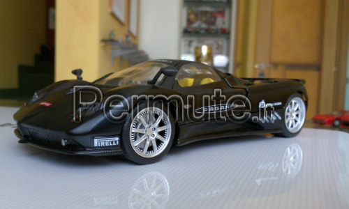 ZONDA NERA SCALA 1:24