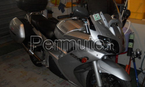 permuto moto yamaha 1300 fjr