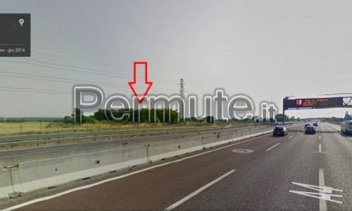 Terreno con pozzo visibile da autostrada Torino-Trieste