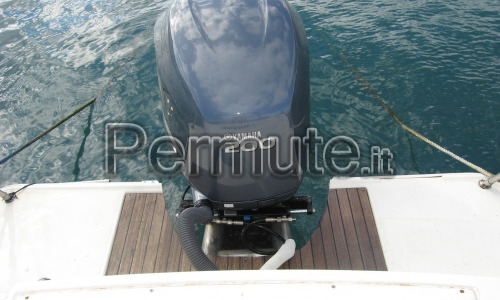 WA Coverline mt.7 con FB Yamaha 200 cv 4 Tempi