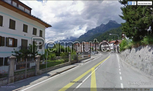 DOLOMITI, 3 CIME Lavaredo casa in riva al lago