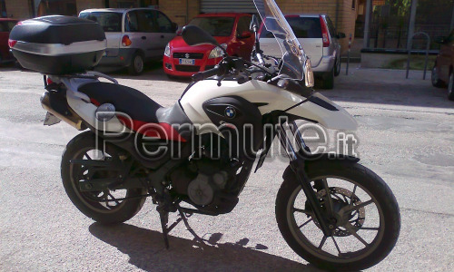 vendo permuto o scambio BMW G 650GS del 2011