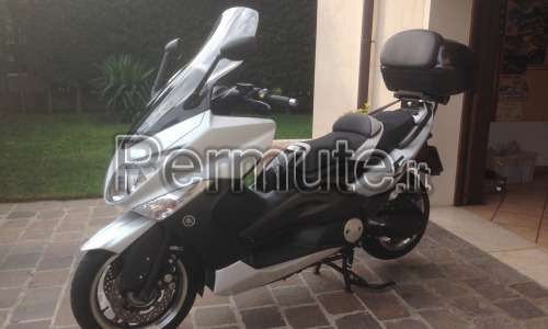 TMax 2010 White Anniversary- cerco Auto pari valore