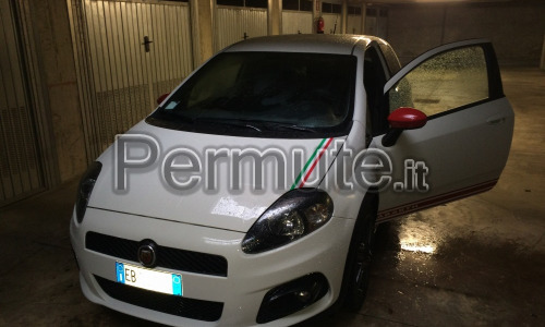 permuto grande punto abarth del 2010.