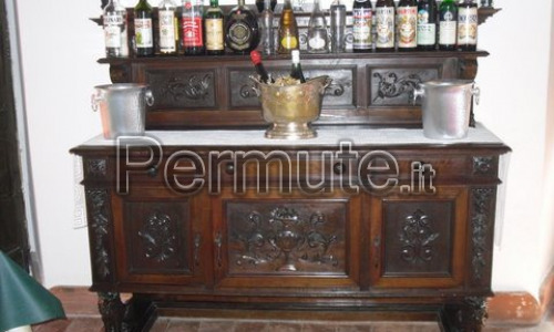 Credenza con alzata