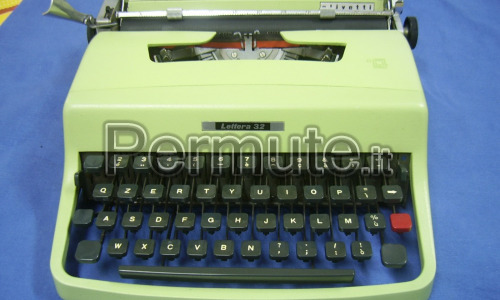 Olivetti Lettera 32 Macchina da scrivere