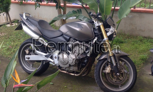 Honda hornet 2006 con soli 19 mila km