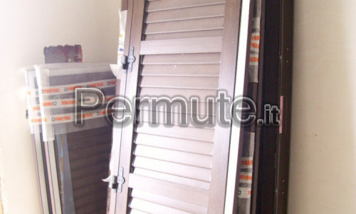 PERSIANE IN PVC FINSTRAL finestre porte garage stanza.