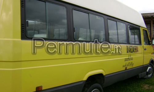 permuto scuolabus 28 posti iveco 40 10