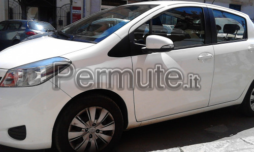 toyota yaris dic.2013