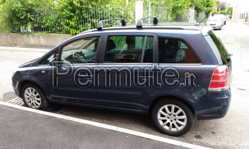 Opel Zafira a Metano Full Optional con 4 gomme da neve ed una di scorta