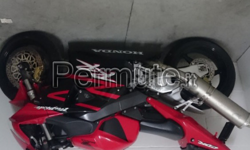 Permuta moto Honda CBR 954