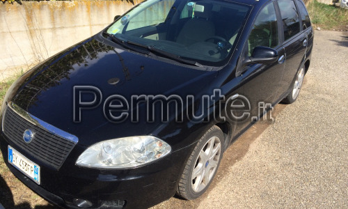 Scambio o vendo Fiat croma anno 2005.