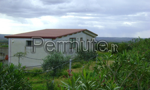 CASA ISOLATA VICINO AL MARE