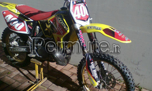 SUZUKI RM 250 NON PARALLELA