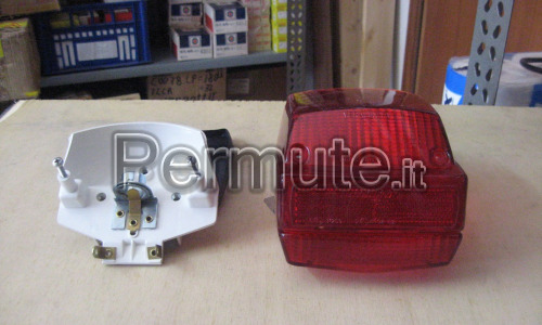 Fanale post. nuovo e completo, vespa ET3