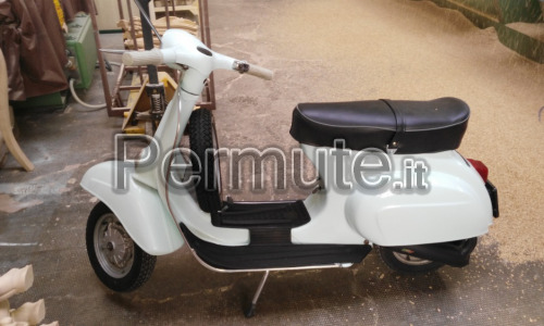 Vespa 50 r registrata al registro storico