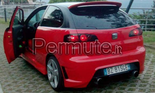 Permuto seat ibiza del 2002  in Lombardia