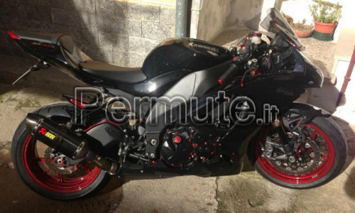 vendo scambio Kawasaki zx10r del 2008