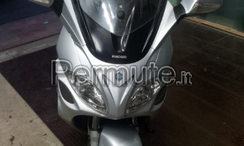 SCAMBIO PIAGGIO X9 500 EVOLUTION