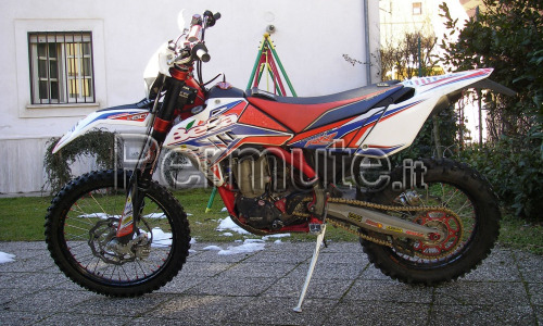 SCAMBIO MOTO ENDURO BETA 450 FACTORY 2011