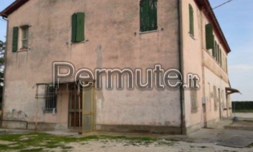 CASA PADRONALE VENDESI FAENZA MQ. 18000 DI TERRENO AGRICOLO CON ANNESSI AMPI MAGAZZINI DISTACCATI