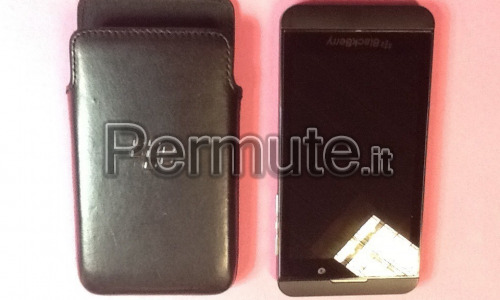 BlackBerry Z10 nero pluriaccessoriato