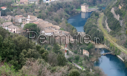 Palazzetto indipendente in borgo mediovale in Umbria vicino Narni a solo un'ora da Roma