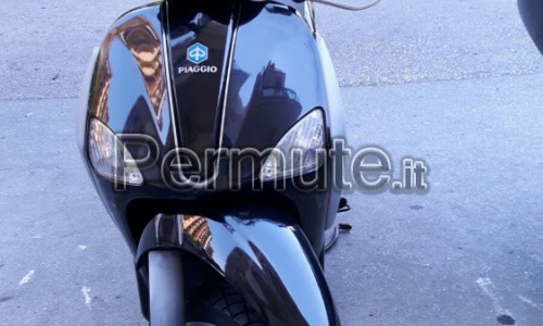 permuto piaggio liberty 150 del 2009, con paravento.