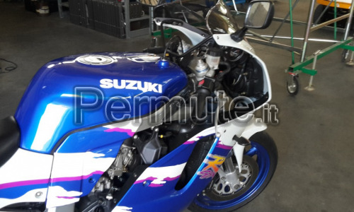 Suzuki gsxr 750