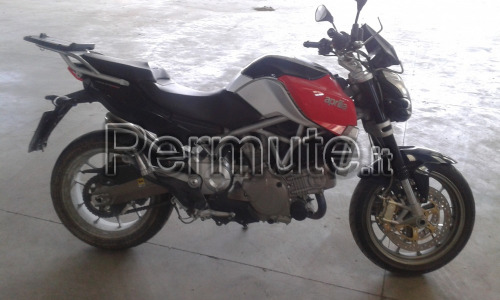 aprilia mana 850