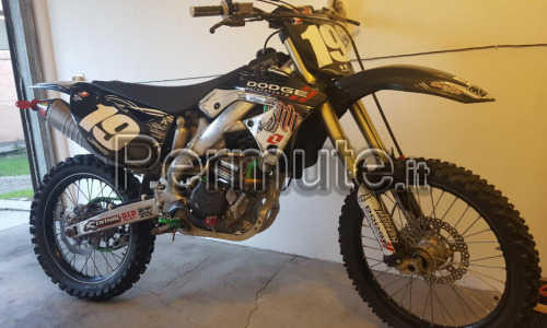Cerco Yamaha Yzf 450 2016